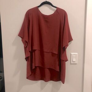 NWOT hi low layered blouse